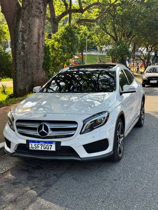 MERCEDES-BENZ GLA 250 2.0 16V TURBO GASOLINA SPORT 4P AUTOMÁTICO MERCEDES-BENZ GLA 250 2.0 16V TURBO GASOLINA SPORT 4P AUTOMÁTICO